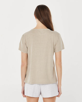 WMNS BOYFRIEND TEE DUNE