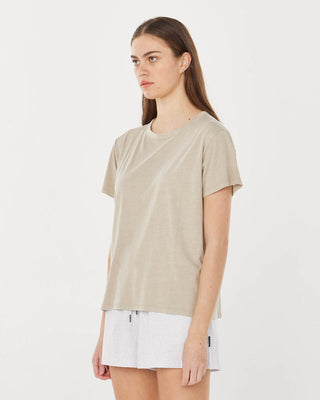 WMNS BOYFRIEND TEE DUNE